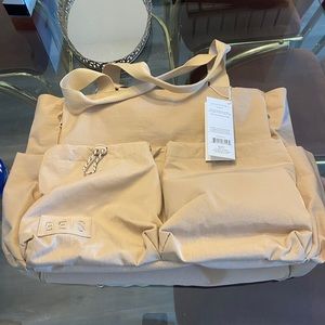 BEIS The Sport Carryall